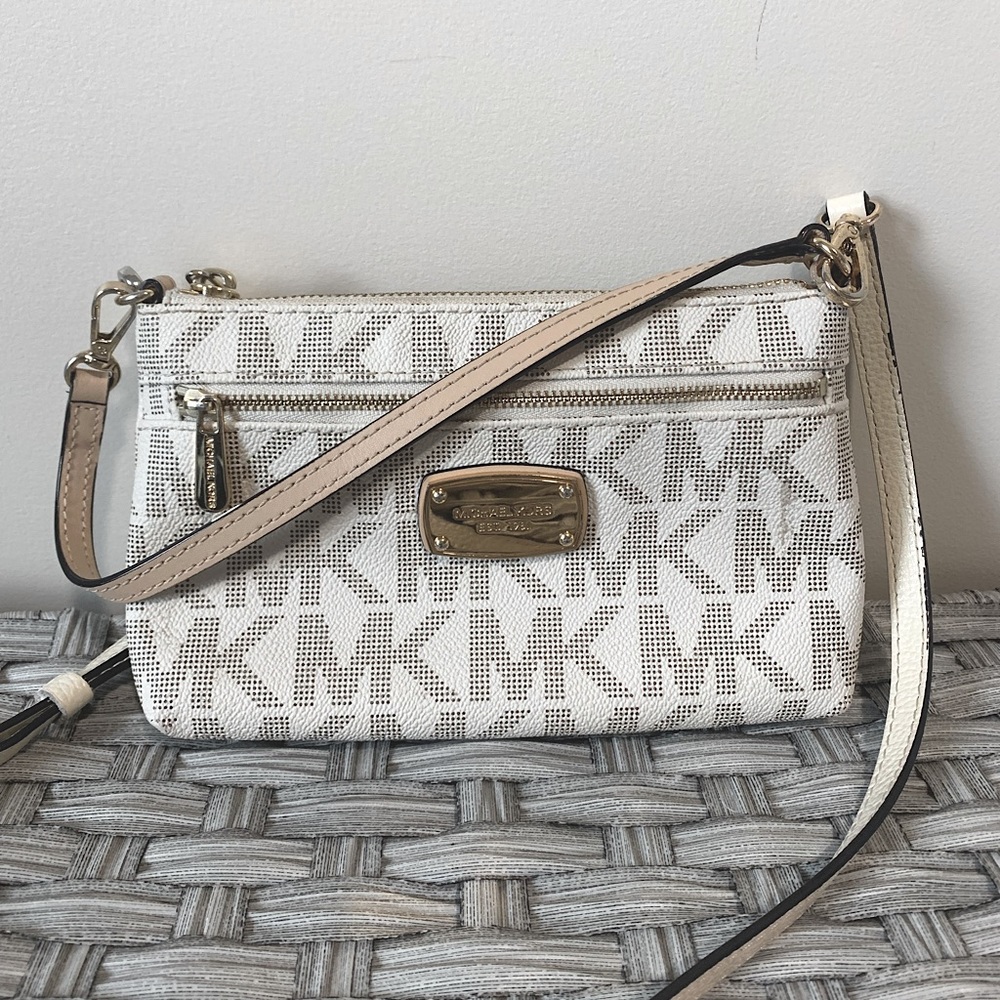 Michael Kors Small Crossbody Bag